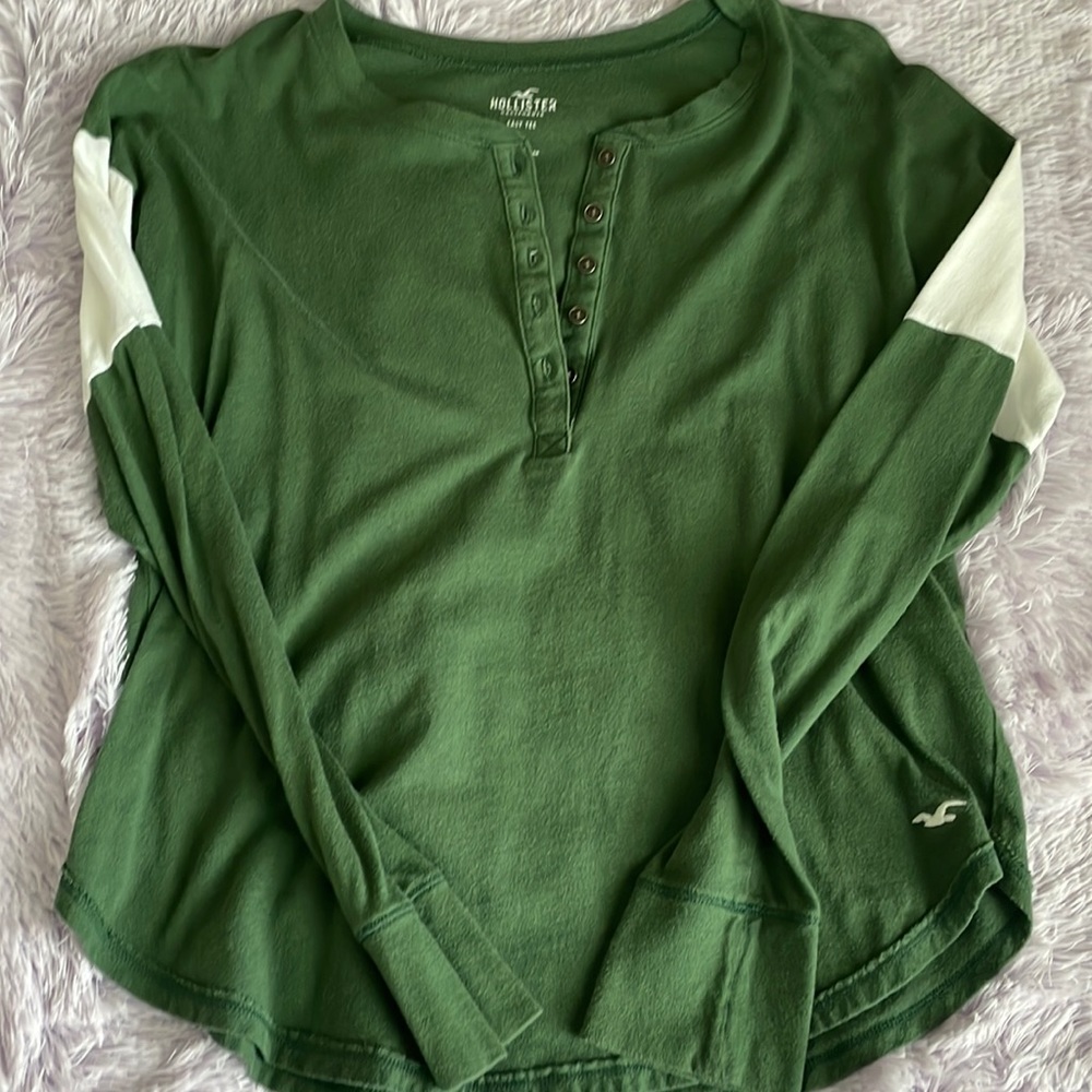 $4/$25 Long sleeve top Size S